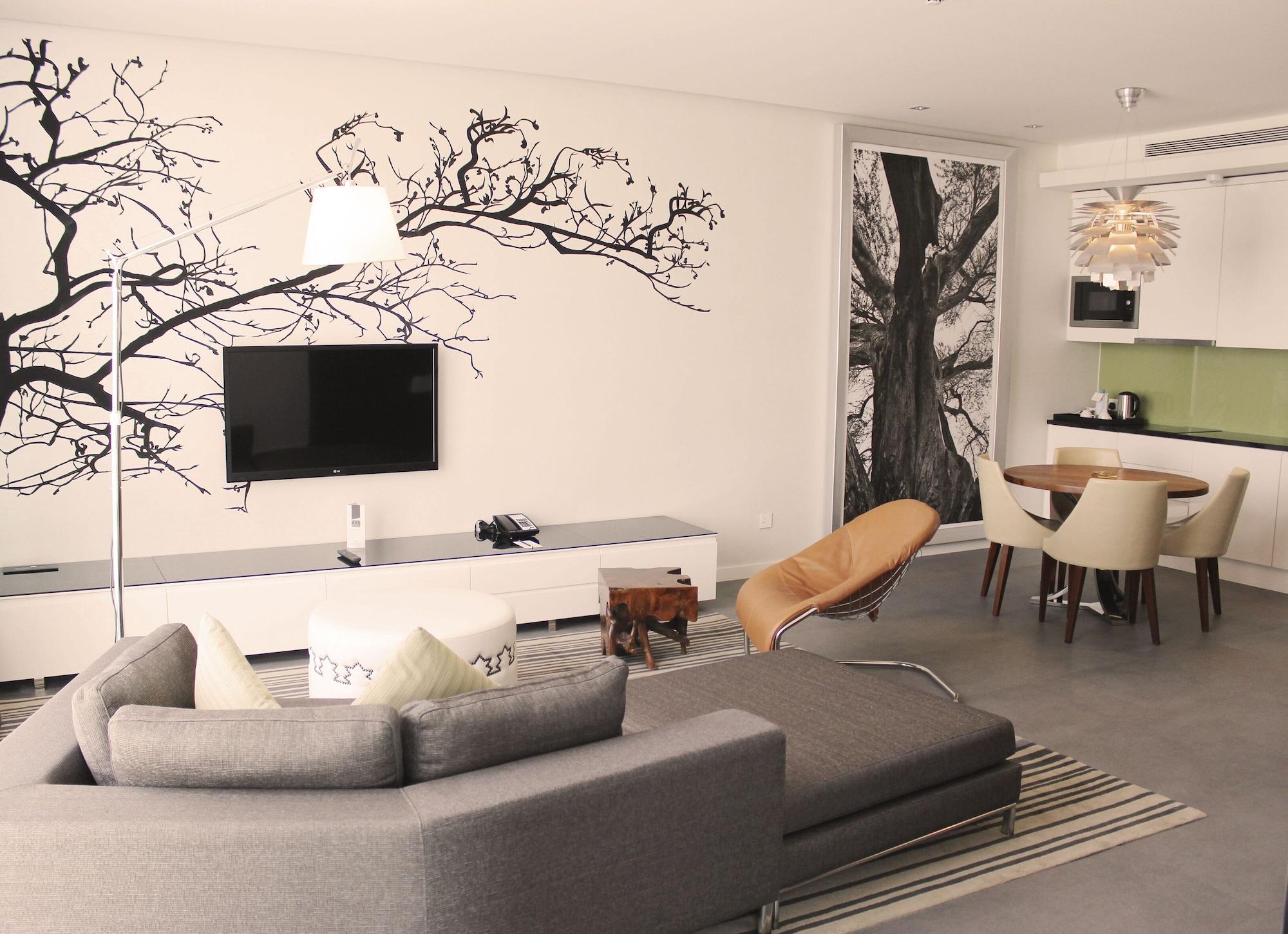 Ramee Grand Hotel And Spa Manama Luaran gambar A living room